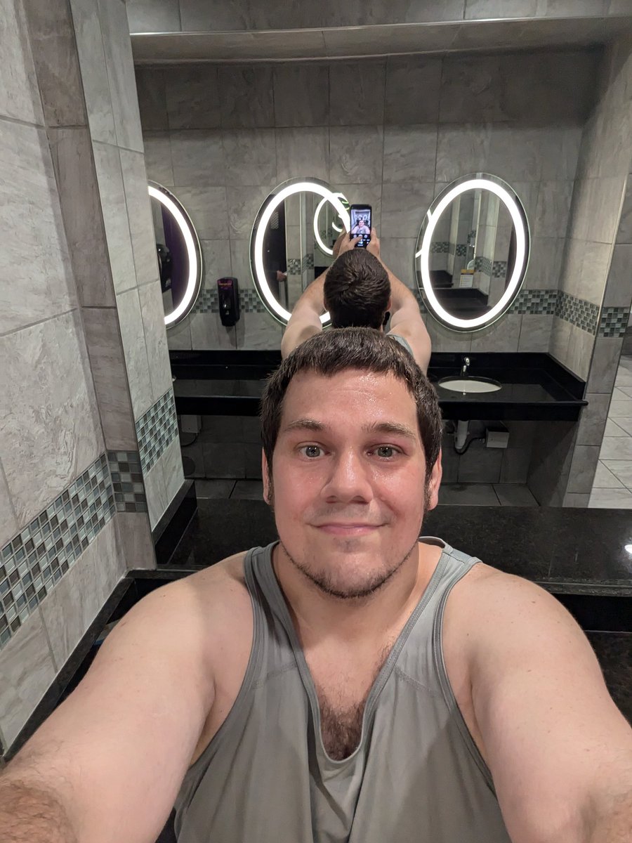 ross_write's tweet image. 