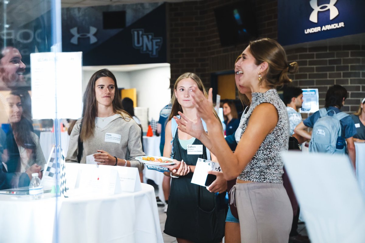 UNFOspreys's tweet image. What a great opportunity for our student-athletes at last night’s 2024 Fall Networking Mixer - thanks to all the companies that came out to the event!