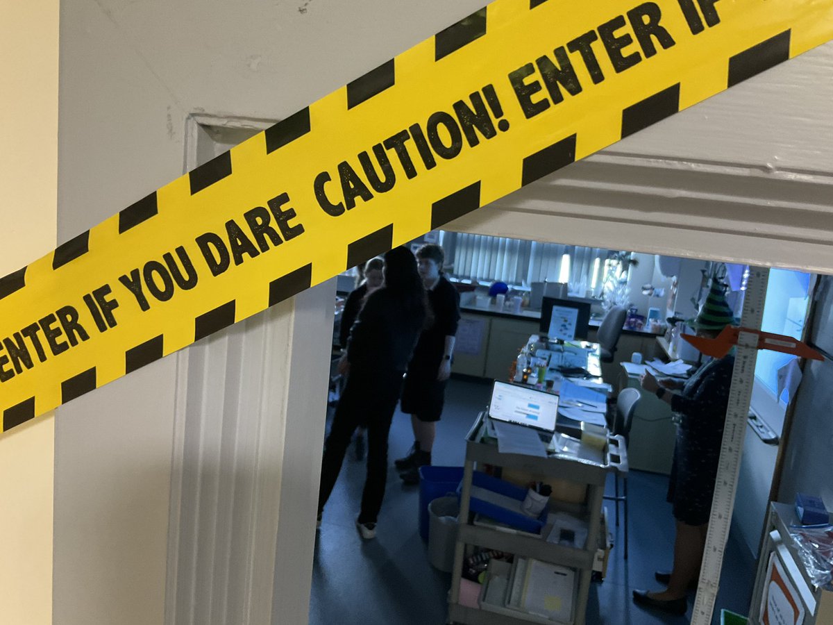 MillburnScience tweet media