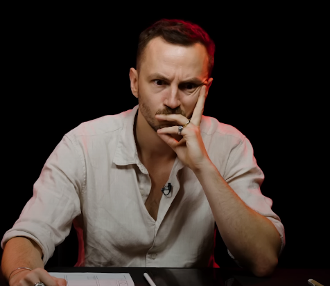 KellysKranium's tweet photo. Watching @NaturalSix first episode and I've never related more to a player than in this moment 😂🤣 @AlexJordanVO https://t.co/036Le27rDb