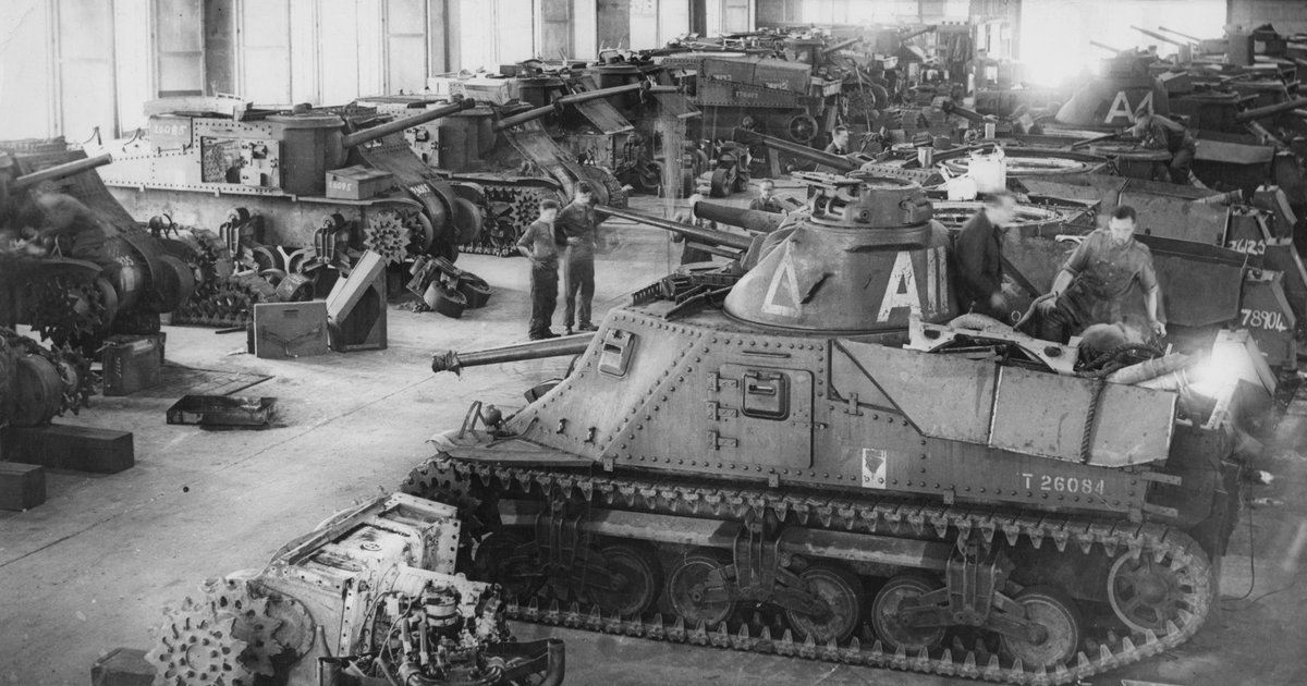 🥳 It's (almost) here! Ancestry has announced the long-awaited online release of the first tranche of Second World War service records - plus seven days of free access to mark #RemembranceDay:

whodoyouthinkyouaremagazine.com/news/ancestry-…