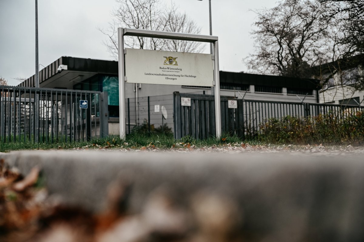 #KreisundKommune #Justizministerium Städte fordern Mitspracherecht bei Erstaufnahmeeinrichtungen: Das Justiz- und Migrationsministerium hat die Regeln für privilegierte Kommunen erneuert, auf deren Gemarkung eine Landeserstaufnahmestelle steht. Der… dlvr.it/TFtlRM