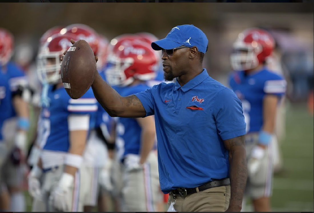 CoachBingham7's tweet photo. Do what you love …. And love what you Do. #coachB #prepnation #10-0 https://t.co/Z8Uzm9iKYp