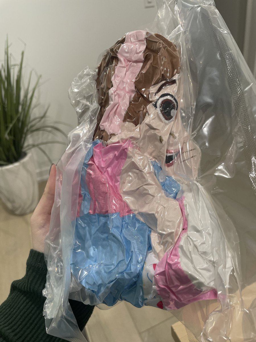 mbbb2's tweet photo. @LoveMsRachel I ordered one of your dolls and it came like this? The doll is squished. This was a Christmas gift for my 16 month old. Is there anything you can do to help?? https://t.co/iCBiP5UtfZ