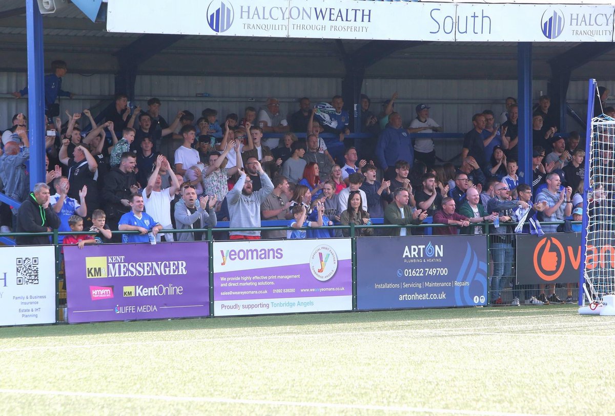 😇 | 𝗧𝗜𝗖𝗞𝗘𝗧 𝗦𝗔𝗟𝗘𝗦 𝗙𝗢𝗥 𝗦𝗔𝗧𝗨𝗥𝗗𝗔𝗬

Ticket sales for Saturday’s FA Cup match against Harborough Town are presently standing at over 2,300 sold. Please note that this game is ALL TICKET and they need to be bought in advance at tonbridgeangels.co.uk/buy-tickets