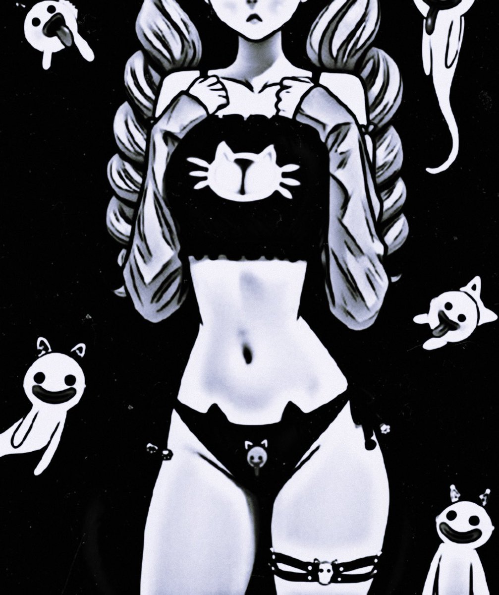 -- 𝟓𝟕𝟔 (@gxthwife) on Twitter photo 