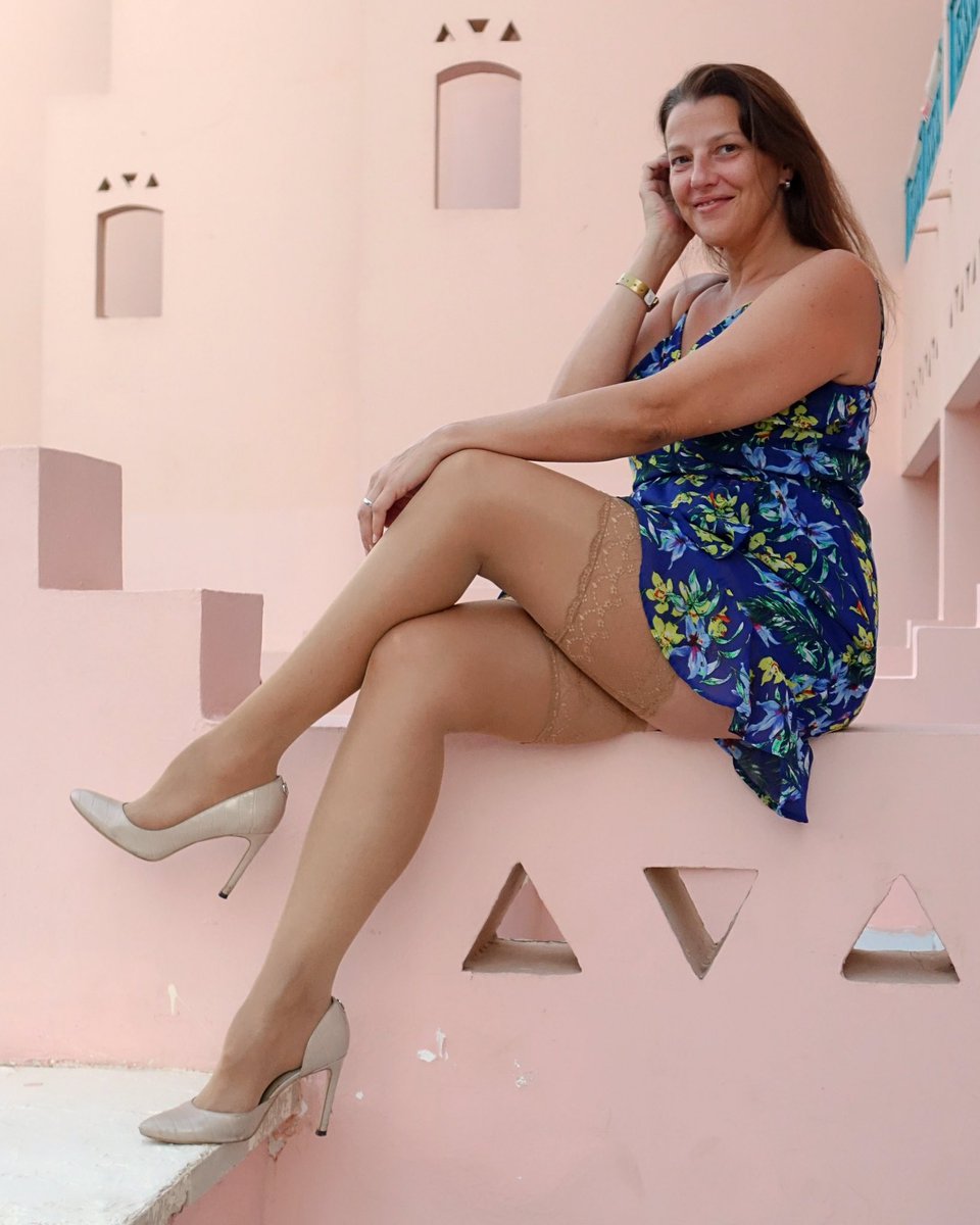 mr.high heel tweet media