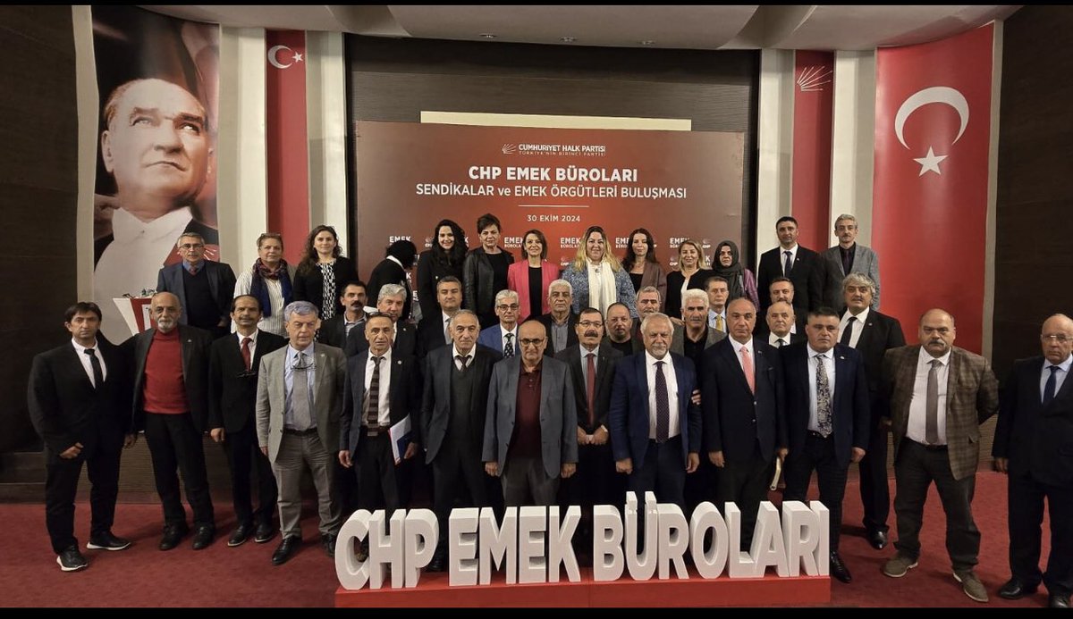 EYT & EF TUNCAY (@tuncay17yenice1) on Twitter photo CHP Emek Büroları Sendikalar ve Emek Örgütleri Buluşmasına katılıp mücadeleden hiç bir zaman vazgeçmeyen Genel Başkanımız <a href="/ArzuLastikci/">EYT & EF Arzu LASTİKCİ</a> ve Genel Başkan Yardımcımız <a href="/EYTLEVENTATACA1/">LEVENT ATACAN EYT-EF GEN.BŞK.YARD 💛💙</a> Teşekkür ederiz
#EmekliYılıSefaletDolu
#Borçlu5000KısmiyeAdalet
<a href="/EytEmeklilerFed/">EYT VE EMEKLİLER FEDERASYONU</a> CHP Emek Büroları Sendikalar ve Emek Örgütleri Buluşmasına katılıp mücadeleden hiç bir zaman vazgeçmeyen Genel Başkanımız <a href="/ArzuLastikci/">EYT & EF Arzu LASTİKCİ</a> ve Genel Başkan Yardımcımız <a href="/EYTLEVENTATACA1/">LEVENT ATACAN EYT-EF GEN.BŞK.YARD 💛💙</a> Teşekkür ederiz
#EmekliYılıSefaletDolu
#Borçlu5000KısmiyeAdalet
<a href="/EytEmeklilerFed/">EYT VE EMEKLİLER FEDERASYONU</a>