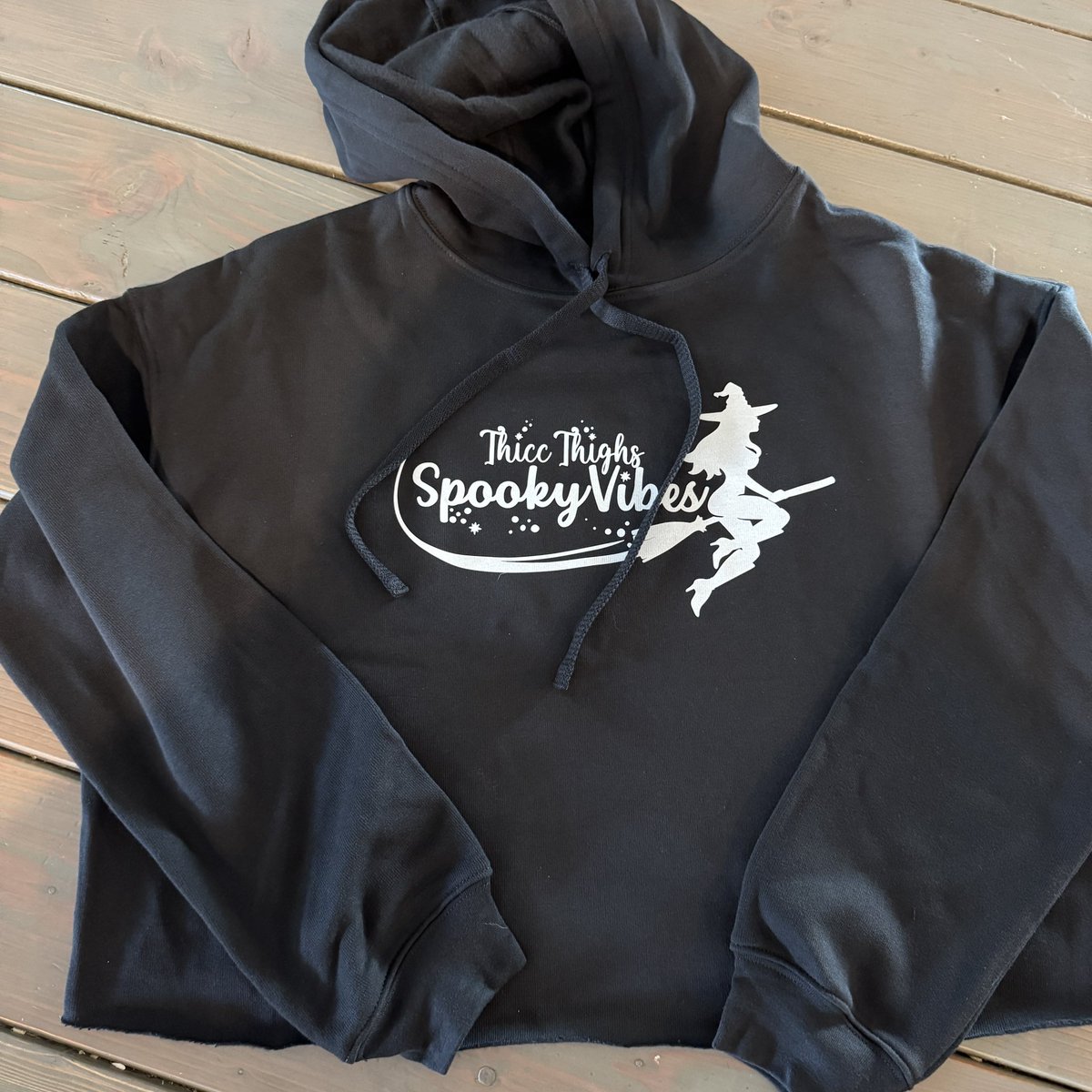 FlexComics's tweet photo. We got put in FB jail for 30 days for this design. This made one of our busiest months a slow one. We’ve worked hard on a Halloween collection. Check it out at https://t.co/jQvkEycZx9 #flexcomics https://t.co/kSIY3uBZdQ