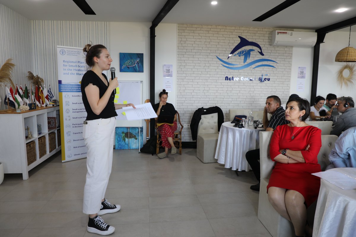 NotreGrandBleu's tweet photo. 🌊Collaborative workshop to combat marine pollution🌍
 #SSFForum day 2 participants worked in groups to create action plans to reduce pollution in their communities. Each team presented solutions to boost resilience in artisanal fishing  #SustainableFishing @FAO  @UN_FAO_GFCM https://t.co/WxnwbQTVR6