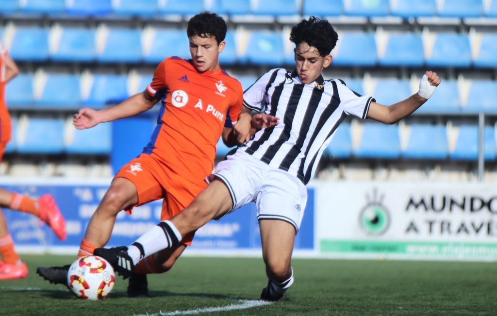 La @RFEF suspende también una parte del Campeonato de España Sub-14 y Sub-16 

‼️ Los grupos de la Fase de Clasificación que se jugaban en C.Valenciana y Catalunya 

🔎 Se busca nueva fecha <a href="/PrimeraDestino/">Destino Primera</a>