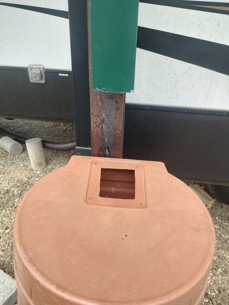 Controltowerst1's tweet photo. So far so good!
We are getting a little rain now.
The barrels are collecting 🌧️
#raincollection #selfsufficient https://t.co/2MvoYmp7i0