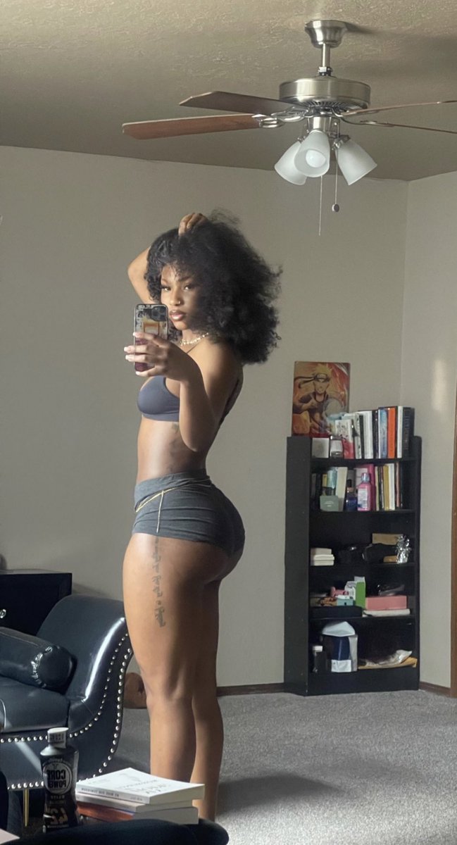 honest30bgfan_'s tweet photo. Let’s see that 🔞 you have in your gallery 👀 https://t.co/3x7UCQmRft