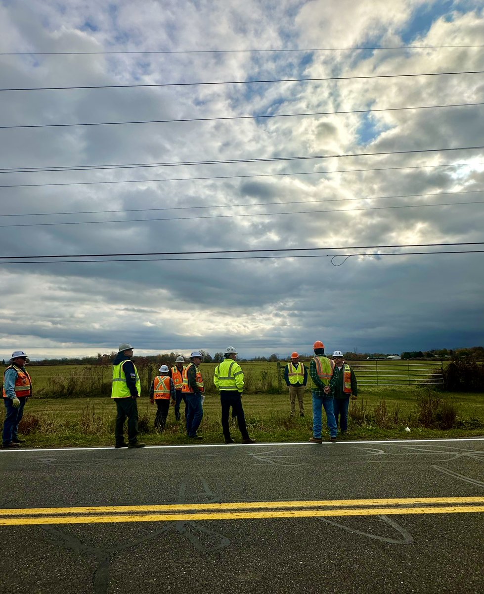 CHPExpress's tweet photo. Here’s how CHPE gets built — literally foot by foot all along our 339 miles. Meeting with public officials, public works and other stakeholders to make CHPE work for all.  It takes time to do it right but in the end, worth it to #BuildCHPE https://t.co/ypotzOKbPt