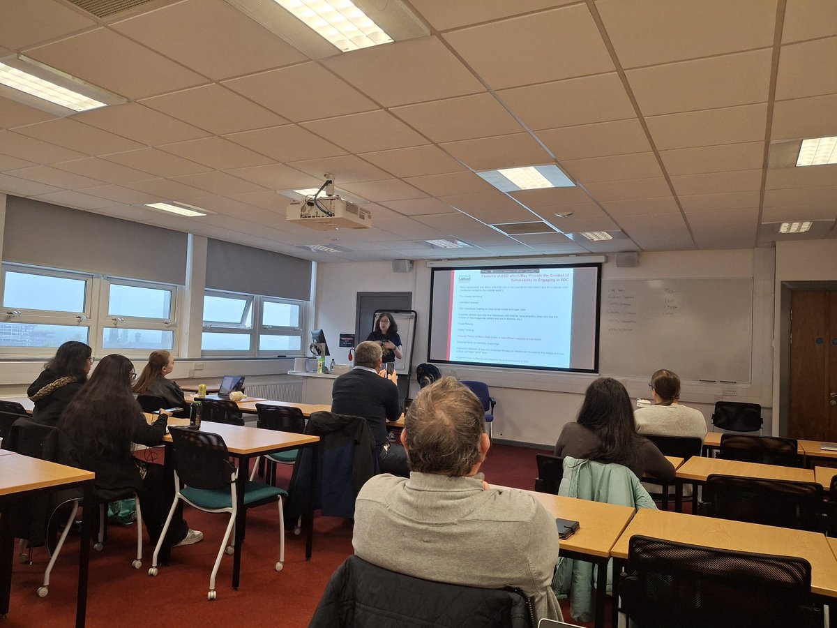 Dr Alan Price (@alandavidprice1) on Twitter photo Today's <a href="/SalfordPsych/">SalfordPsych</a> research seminar with guest speaker <a href="/ClareAllely/">Clare Allely</a> A fascinating insight from Clare who brings both research and practice experience, discussing the potential link between some features of #Autism and a risk online offending Today's <a href="/SalfordPsych/">SalfordPsych</a> research seminar with guest speaker <a href="/ClareAllely/">Clare Allely</a> A fascinating insight from Clare who brings both research and practice experience, discussing the potential link between some features of #Autism and a risk online offending