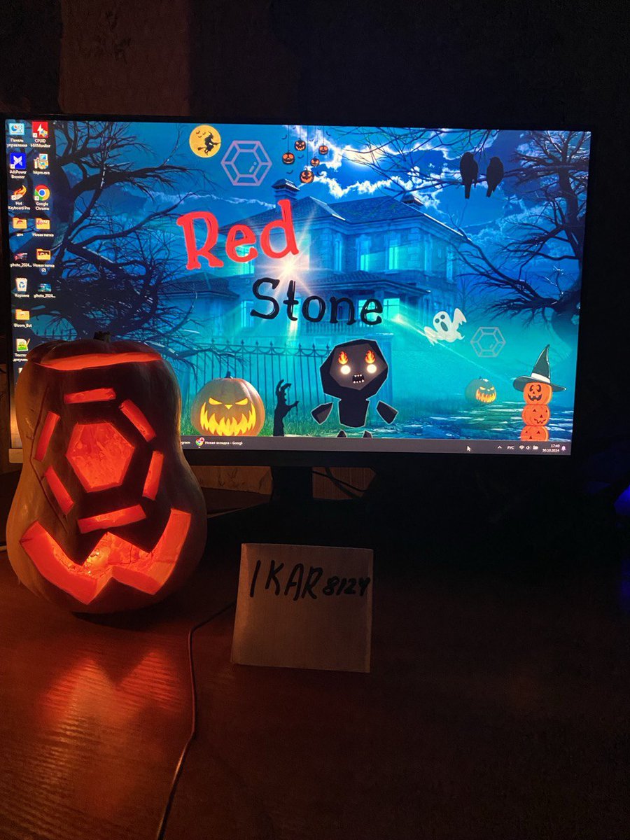 reverberator75's tweet photo. ✔️ Our WEB3 pumpkin contest is in full swing!
Great prizes and unforgettable emotions are waiting for you.
Visit us in discord and find out all the details!

🎃 Halloween is just around the corner, don't miss your chance!
Trick or treat... 👻
♦️ @redstone_defi
#RedStone_Defi https://t.co/Cy8liWBTk0