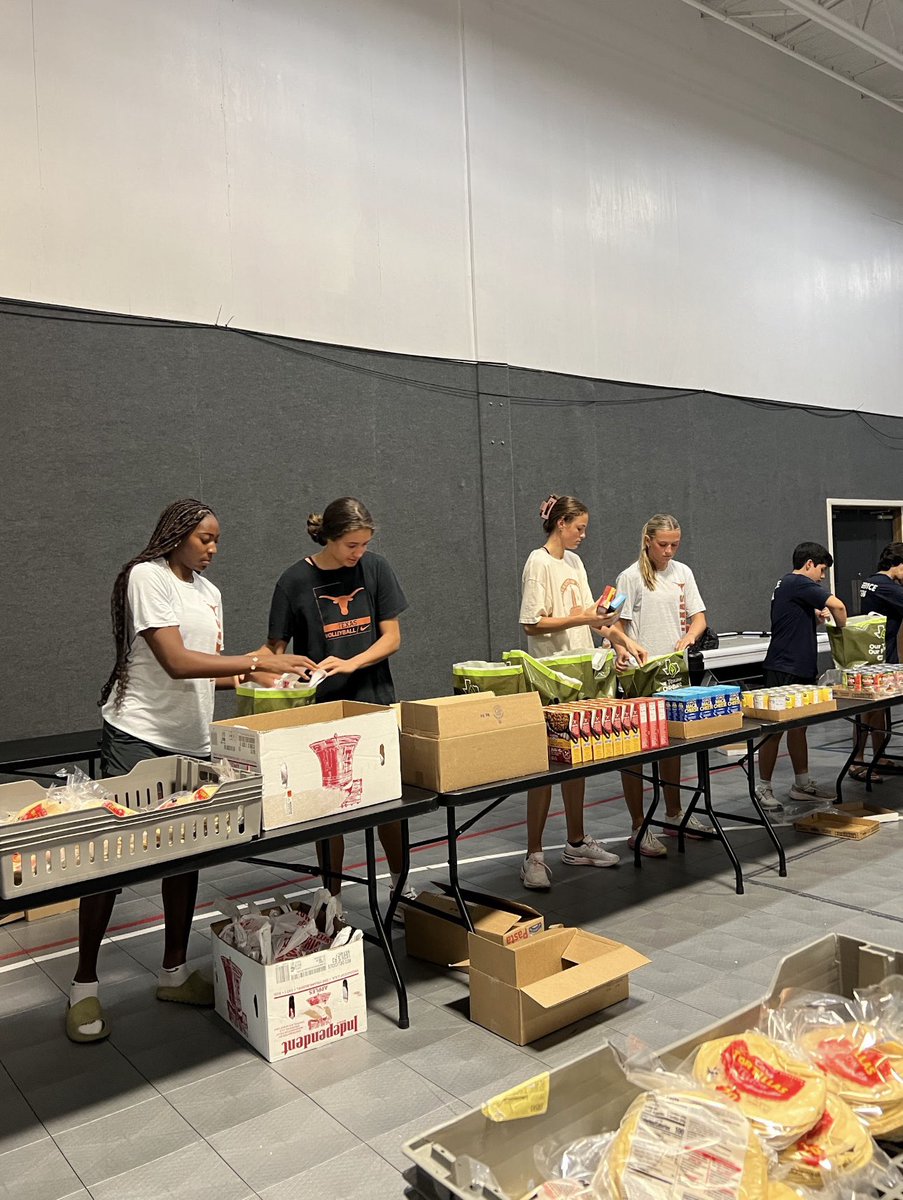 Whitney Lauenstein tweet media