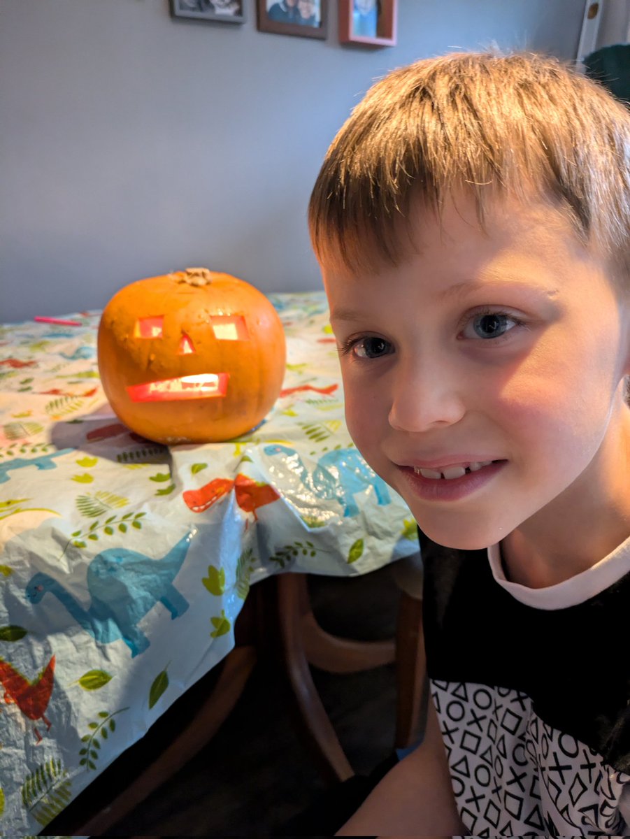 tracyattridge's tweet photo. @Beaconrise1 double sided pumpkin made by Alex in 4N #pumpkinchallenge https://t.co/hPryOKyRSx