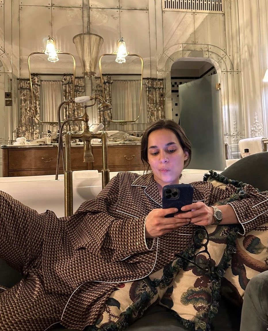 me looking for more stuff to buy 30 secs after getting money: