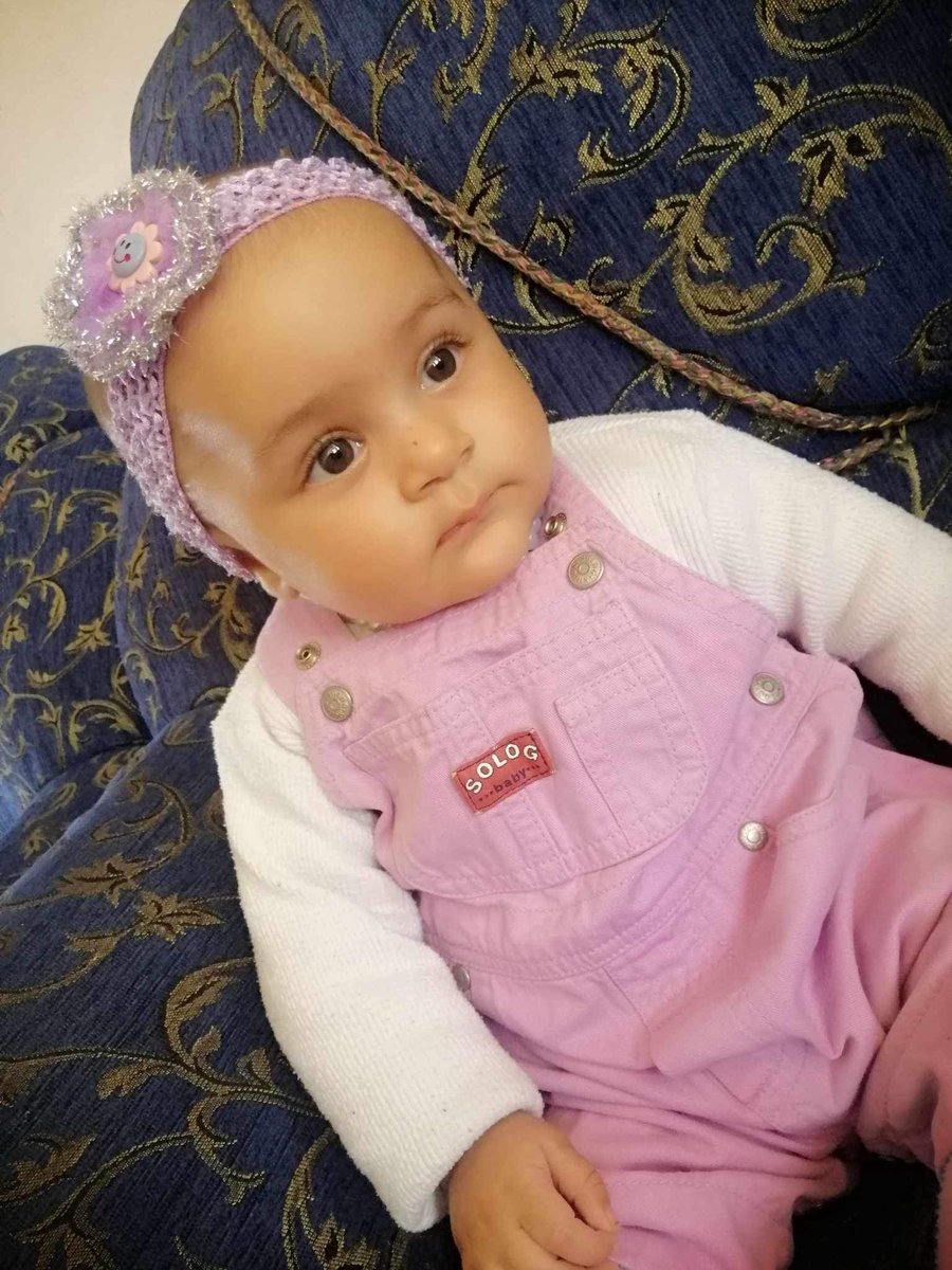 Walaa_Gazaa's tweet photo. My little girl, Batuol. She was born in war and did not experience a quiet day with her family. Winter came and she has no winter clothes and she needs milk. Please help my child.🥺
Save Butol from the cold🫂
Help Batuol🤱😥 
https://t.co/F9usMuvfT0 https://t.co/YI4CHV6ZF4