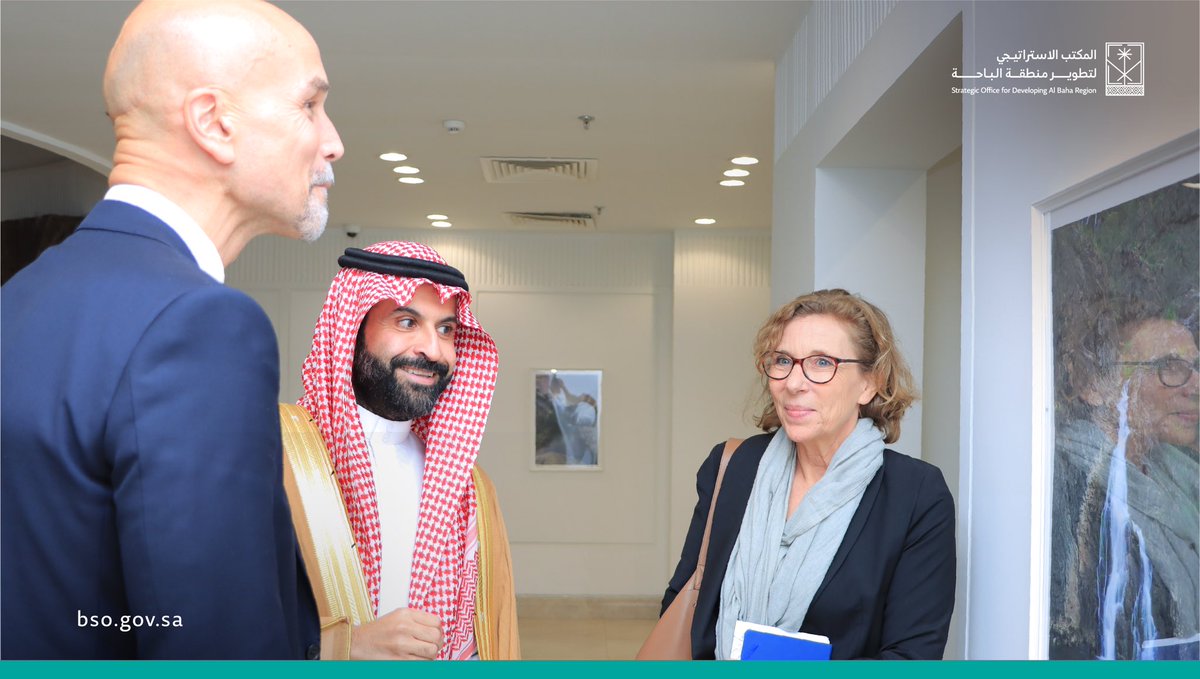 استقبل المهندس عبد العزيز بن محمد النعيم، الرئيس التنفيذي للـ #المكتب_الاستراتيجي_لتطوير_منطقة_الباحة ، قنصل عام فرنسا بجدة السيد محمد نهاض، خلال زيارته لمنطقة الباحة.
<a href="/NEHAD___M/">Mohammed NEHAD</a>
<a href="/FranceaDjeddah/">La France à Djeddah 🇫🇷 🇸🇦</a>