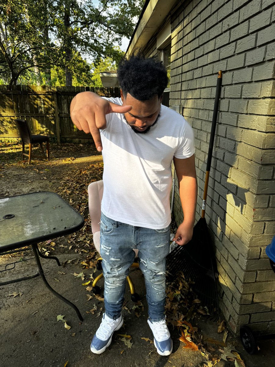 ELMorroRec's tweet image. Dope boys live forever #LongliveRome🕊️