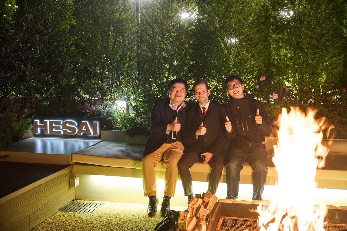 HesaiTech's tweet photo. Members of @GlobalBridgesEV, a Berlin-based organization dedicated to dialogue and international experiences, visited Hesai's R&D and manufacturing center in Shanghai this week. Hesai CEO David Li shared his vision for the future of lidar and the importance of China-Germany cooperation to solve modern-day challenges with advanced technology 💡💡💡
We look forward to more visits from Global Bridges in the future!
