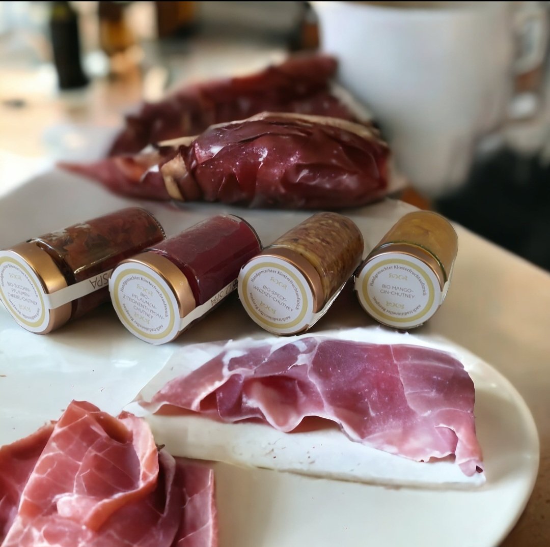 Entdecke den Geschmack der Tradition! Unsere handgemachten Chutneys von DOSPA sind der perfekte Mix aus Qualität und jahrhundertealter Rezeptur. Genieß den unvergleichlichen Geschmack und bring deine Gerichte auf ein neues Level!

dospa.at/produkt-katego…

WeAreDOSPA