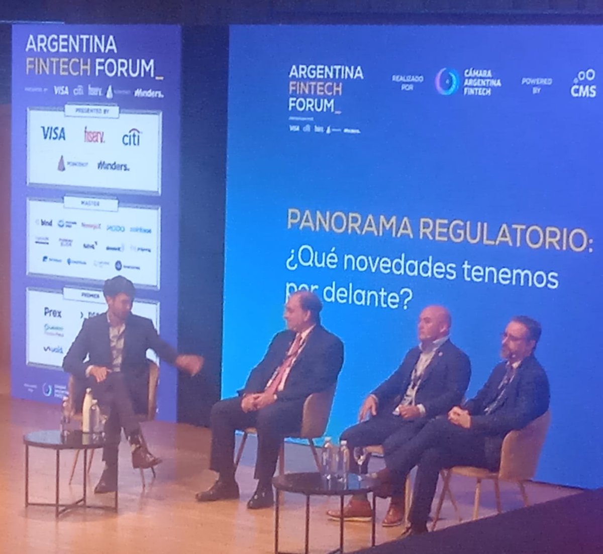 🔊[AHORA] Argentina Fintech Forum 2024. Pedro Inchauspe, Director del BCRA:

Regulación: "Durante los últimos 10 meses lo más importante es la definición del norte que hemos adoptado. Empezamos sin credibilidad y estamos superando eso".

#ArgentinaFintechForum2024