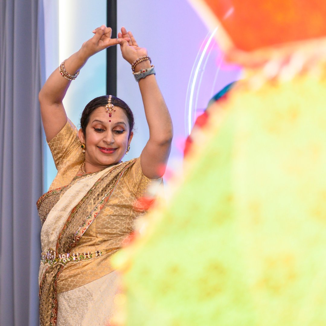 CUH Arts (@cuhartsnhs) on Twitter photo Happy #Diwali to everyone celebrating!🪔
We were delighted to take part in a Diwali celebration event for <a href="/CUH_NHS/">Cambridge University Hospitals NHS</a> staff, funded by <a href="/ACTcharity/">Addenbrooke's Charity</a>.
We welcomed artist Sa'adiah Khan who ran a diya making workshop, as well as performances by Sanskruti Dance💃and Shem Jerrold <a href="/MiHCUK/">Music in Hospitals & Care</a>🎼 Happy #Diwali to everyone celebrating!🪔
We were delighted to take part in a Diwali celebration event for <a href="/CUH_NHS/">Cambridge University Hospitals NHS</a> staff, funded by <a href="/ACTcharity/">Addenbrooke's Charity</a>.
We welcomed artist Sa'adiah Khan who ran a diya making workshop, as well as performances by Sanskruti Dance💃and Shem Jerrold <a href="/MiHCUK/">Music in Hospitals & Care</a>🎼