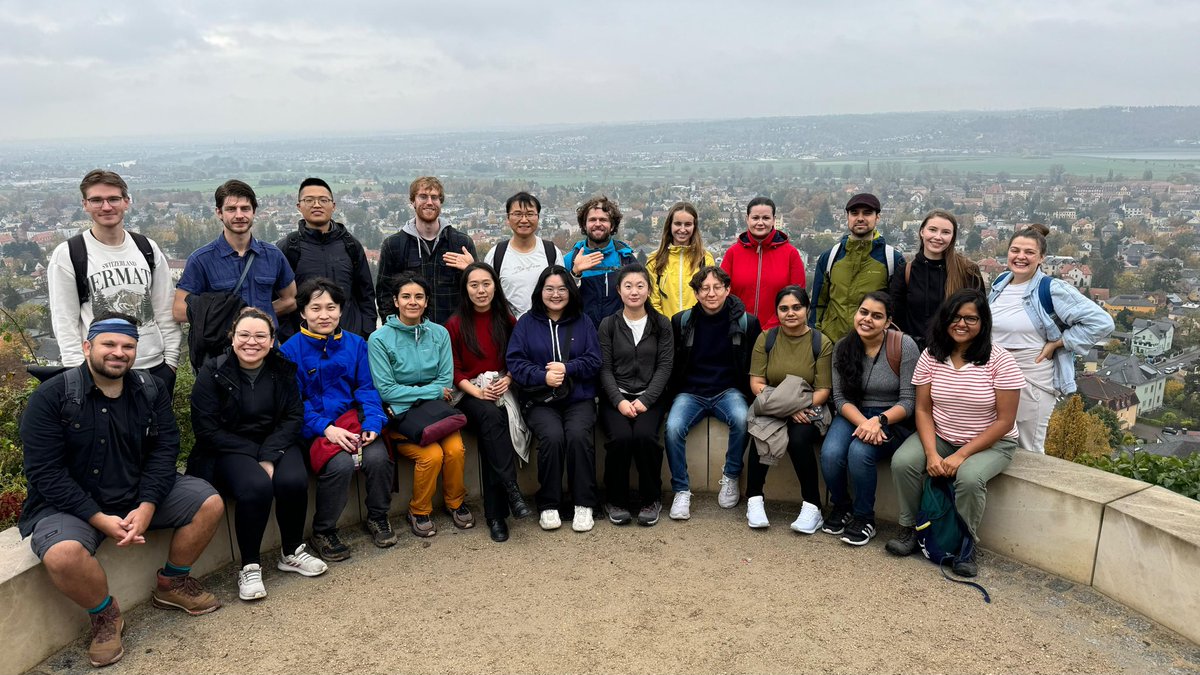 A wonderful day hiking with my group along the Saxon wine route! 🌿🍁🍇Next time we won’t forget to book good weather 😎