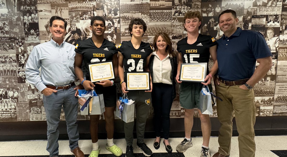 Neville Tiger Network (@nevillenetwork) on Twitter photo Our <a href="/NevilleTigersFB/">Neville Tiger Football</a> Week 8 <a href="/OriginBank/">Origin Bank</a> Players of the Week vs. Ouachita Parish.
Offense - #15 <a href="/15_prob/">Parker Robinson</a>
Defense - #24 Max Carter
Special Teams - #91 <a href="/MalikGrayson12/">Malik Grayson</a>
Congratulations to these student-athletes and thank you to Origin Bank! Our <a href="/NevilleTigersFB/">Neville Tiger Football</a> Week 8 <a href="/OriginBank/">Origin Bank</a> Players of the Week vs. Ouachita Parish.
Offense - #15 <a href="/15_prob/">Parker Robinson</a>
Defense - #24 Max Carter
Special Teams - #91 <a href="/MalikGrayson12/">Malik Grayson</a>
Congratulations to these student-athletes and thank you to Origin Bank!