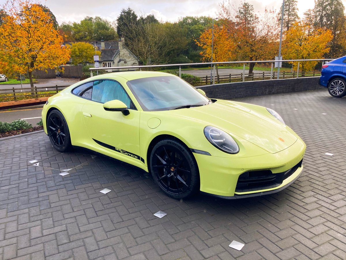 OracleCFinance's tweet image. #FundedByOracle

Congratulations to our customer for collecting their new Cartagena Yellow Porsche 911 Carrera 992 Gen II, and thank you for choosing Oracle Car Finance for your funding.

#Porsche #992GenII

We are a credit broker not a lender:
oracle.bz/FindOutMore