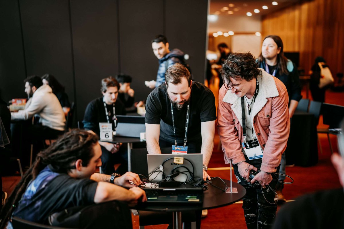 hxctropius's tweet photo. Belated post-MIGW post, but now that the photos have been uploaded, I'm reflecting on how good @GamesWeekMelbs was this year.
Panel at #HighScore24. At @GCAPConf catching up with mates old and new, getting a shout-out from the @FatAlienCat team plus the
@indiebyog showcase! https://t.co/nrCH8ryb7o