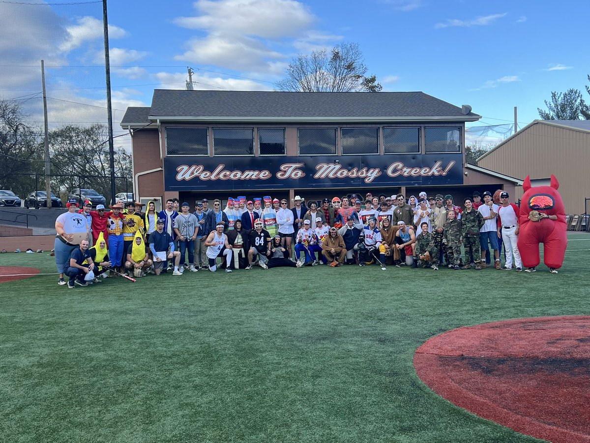 Had a great Halloween Game this afternoon! The guys got creative with these 😂

#TalonsUp 🦅