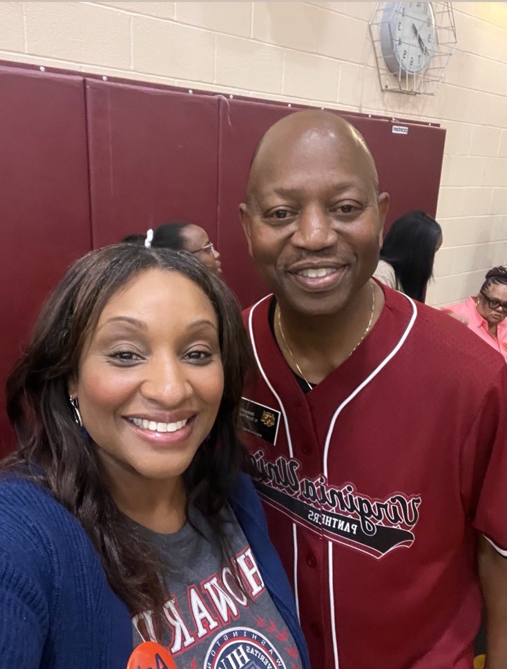 MzYounger tweet media