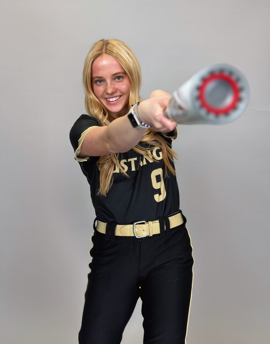 Carley Stych tweet media