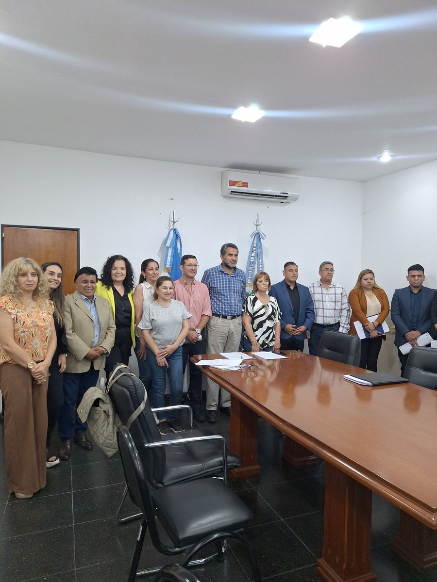terelunalarioja's tweet photo. Acompañamos desde @LegislaturaLR el Programa “Turismo Responsable”q tiene como principal objetivo tomar conciencia y evitar posibles sit de explotación sexual,trabajo infantil y Trata.Gracias x la presencia Secretaria de Turismo,Direc de Trata de la Policía y COPRETI @lr_trabajo https://t.co/lh1XkxTBmH