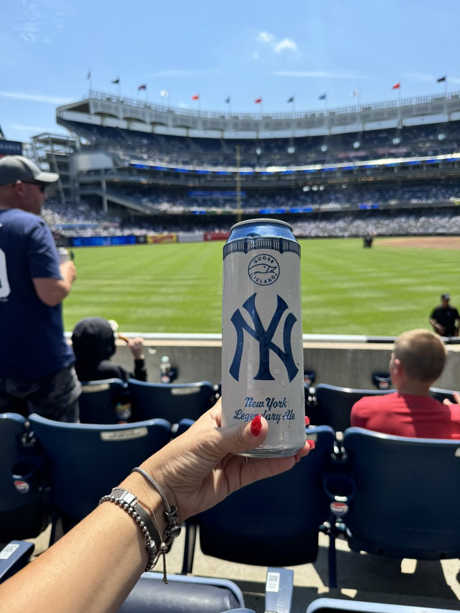 hanonima's tweet photo. let's go yankees!!!!! #Yankees @adelangel24 ⚾️🗽❤️ https://t.co/KWXxCnfQ6y