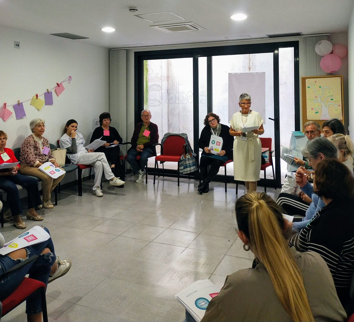 @PacientActiuIB (@pacientactiuib) on Twitter photo Abordar el duelo por la muerte⚰️enfermedad o situación de dependencia de un ser querido es fundamental para facilitar la adaptación a los cambios q se producen como consecuencia de la pérdida.
Se aborda hoy en el taller entre iguales en personas cuidadoras en <a href="/CsEsporles/">CS Tramuntana Esporles</a> Abordar el duelo por la muerte⚰️enfermedad o situación de dependencia de un ser querido es fundamental para facilitar la adaptación a los cambios q se producen como consecuencia de la pérdida.
Se aborda hoy en el taller entre iguales en personas cuidadoras en <a href="/CsEsporles/">CS Tramuntana Esporles</a>