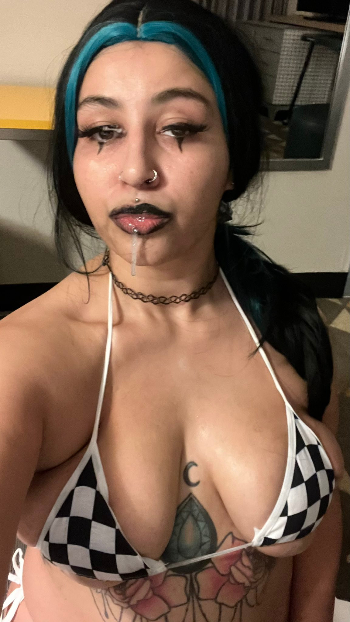 2 pic. Before and after pictures from last night's shoot with @xyzlilith😈 New #blowjob and #tittyfucking scene dropping soon! https://t.co/HeQZgMDzYN https://t.co/pyOgP2fcSX