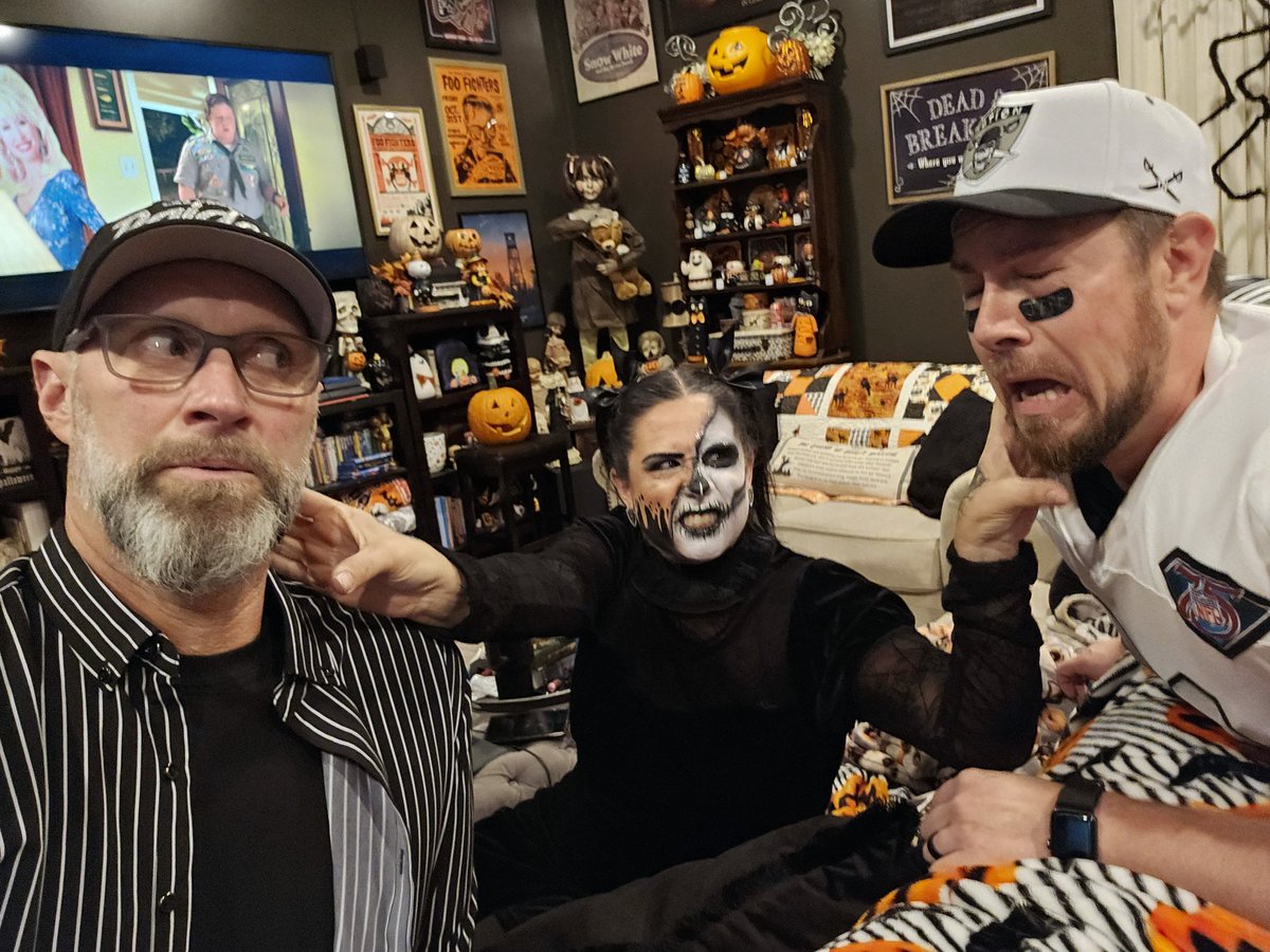 Murf π΄ββ οΈ (@_murf) on Twitter photo Join us live tonight at 4p/7e for a #Spooktacular episode of <a href="/RaidersFanRadio/">Raiders Fan Radio</a>!
Promise it won't be as scary as the RAIDERS have been on Sundays!
YouTube.com/raidersfanradio
#RaiderNation Join us live tonight at 4p/7e for a #Spooktacular episode of <a href="/RaidersFanRadio/">Raiders Fan Radio</a>!
Promise it won't be as scary as the RAIDERS have been on Sundays!
YouTube.com/raidersfanradio
#RaiderNation