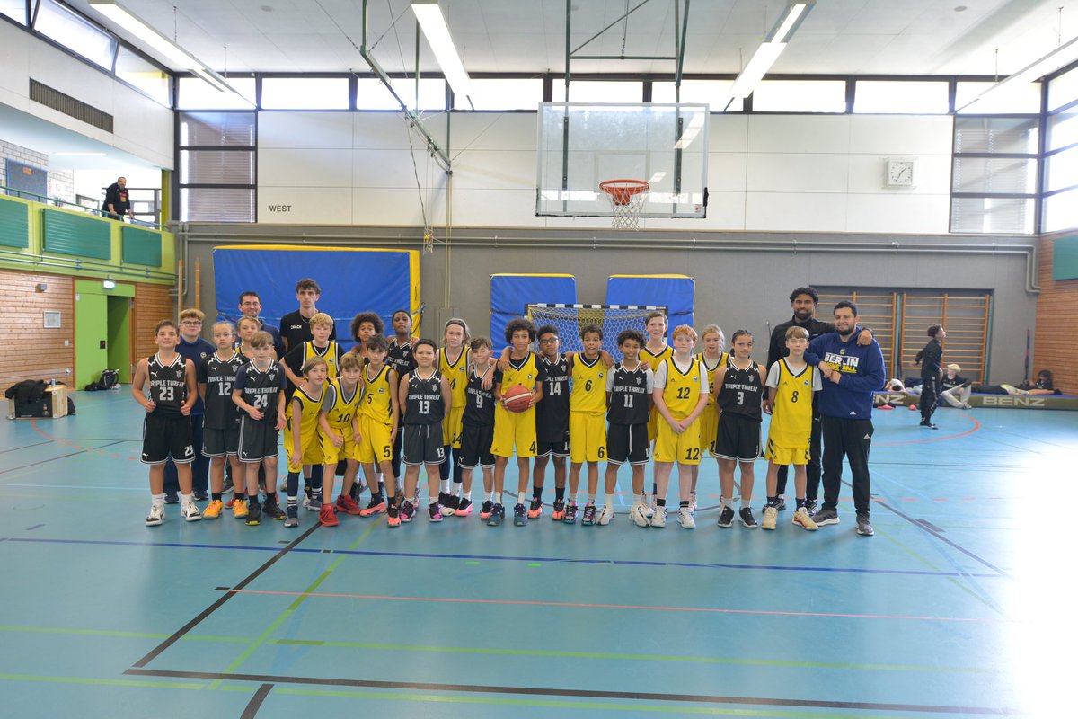 What a great experience ! We learned a lot again and feel honored to be invited playing against the top of Germany 🇩🇪 
Proud of my guys u12-14-16 🖤🤍
Put the city on the map🌎 <a href="/tttbasketball/">Triple ThreaT</a> 
Tnx for the invite <a href="/albaberlin/">ALBA BERLIN</a> <a href="/BBA_Ludwigsburg/">Porsche Basketball-Akademie</a>