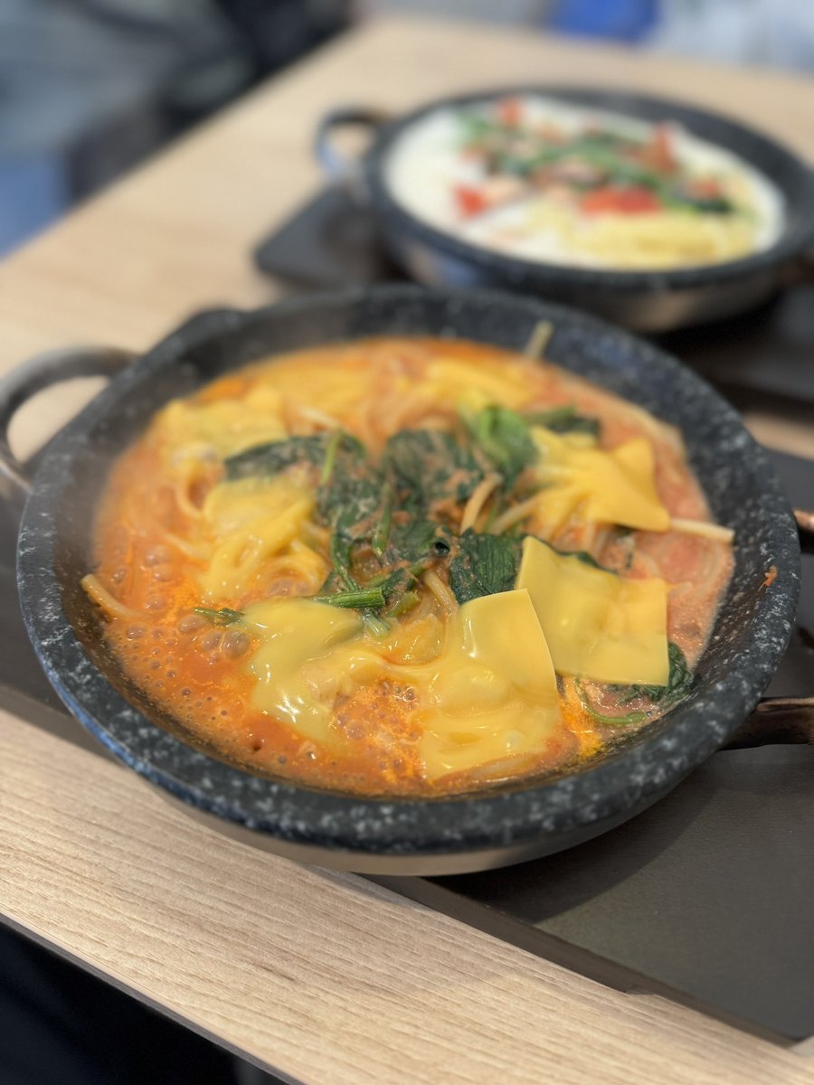 nakahara_zv's tweet photo. ダイエッターもこういう食事をどうやって組み込んでいけるかがすごく大事🙌
もう〇ヶ月で劇的に…みたいなの多いけど現実はやはり継続してしっかりやっていくこと！食べて動くがやはり基本でリズムがやはり大事✨
食べる選択を😄
 #FitStorm https://t.co/MhNIXDXQiw