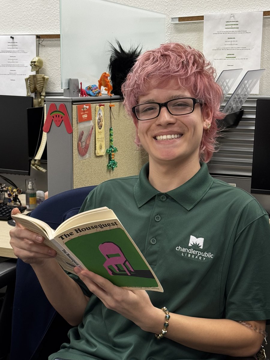 Today's Whatcha Reading Wednesday features Library Assistant Luis reading The Houseguest and Other Stories by Amparo Dávila. This is Dávila's first translated title, offering a collection of short horror stories to terrify us year-round! #whatchareadingwednesday #amparodávila