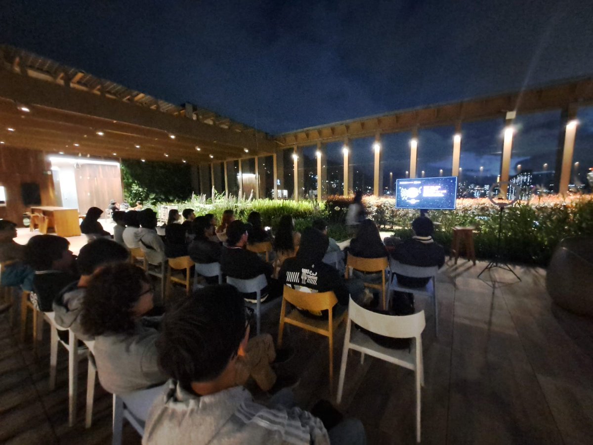 Javeriana Blockchain tweet media