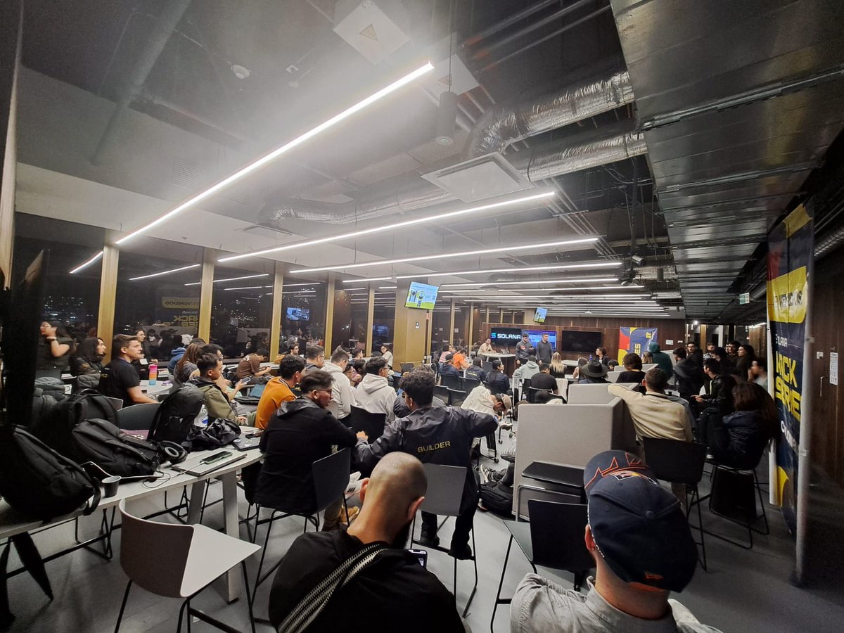 Javeriana Blockchain tweet media