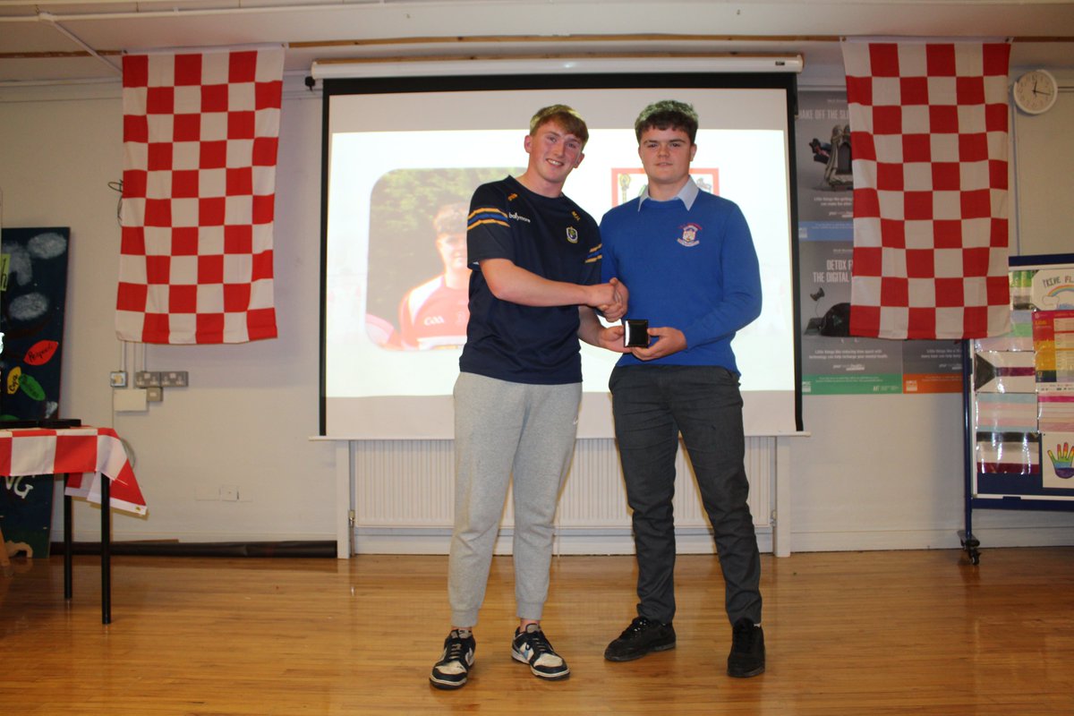 cbsroscommon's tweet photo. At our recent medal presentation for our Connacht Hurling Champions for 2024 the only @ORANGAA
representative on the team was presented with his medal. Pictured here is Conor Muldoon #rosgaa #cbsgaa #cbshurling https://t.co/asTI6SnN2O