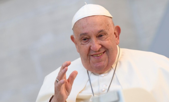 Papa Francesc: “Aquí teniu una bona fita per a l’any jubilar! Convertir-nos, com els portadors de la flama Olímpica, en portadors de l’Esperit” dlvr.it/TFvGwX
