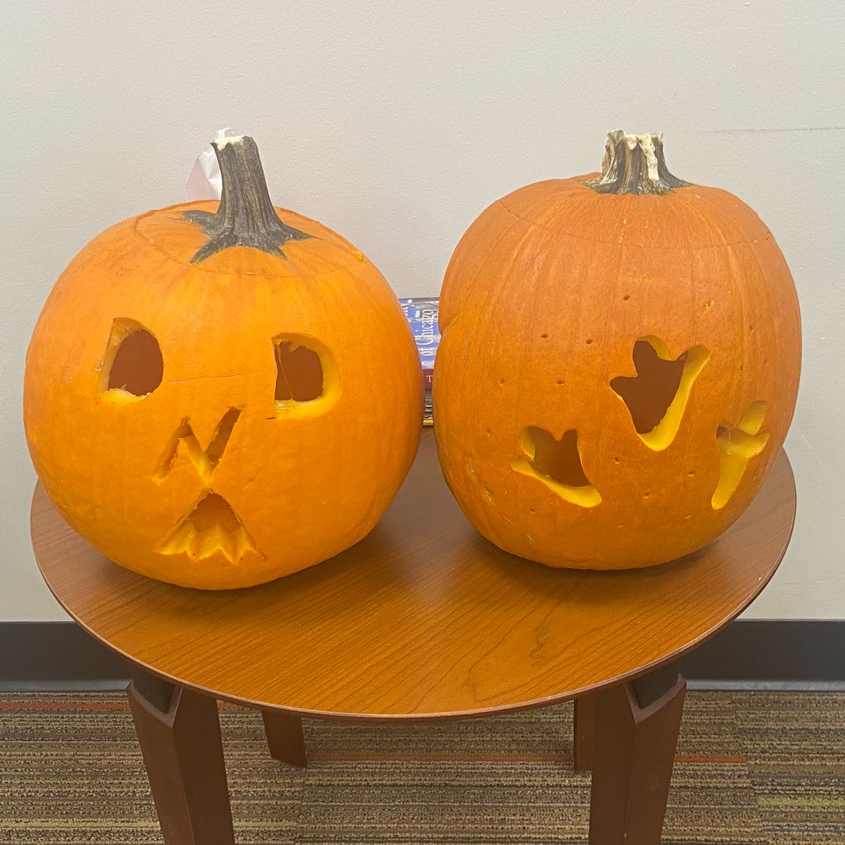 fluca2406's tweet photo. The Luca Lab is ready for Halloween! https://t.co/NT0STzFoYb